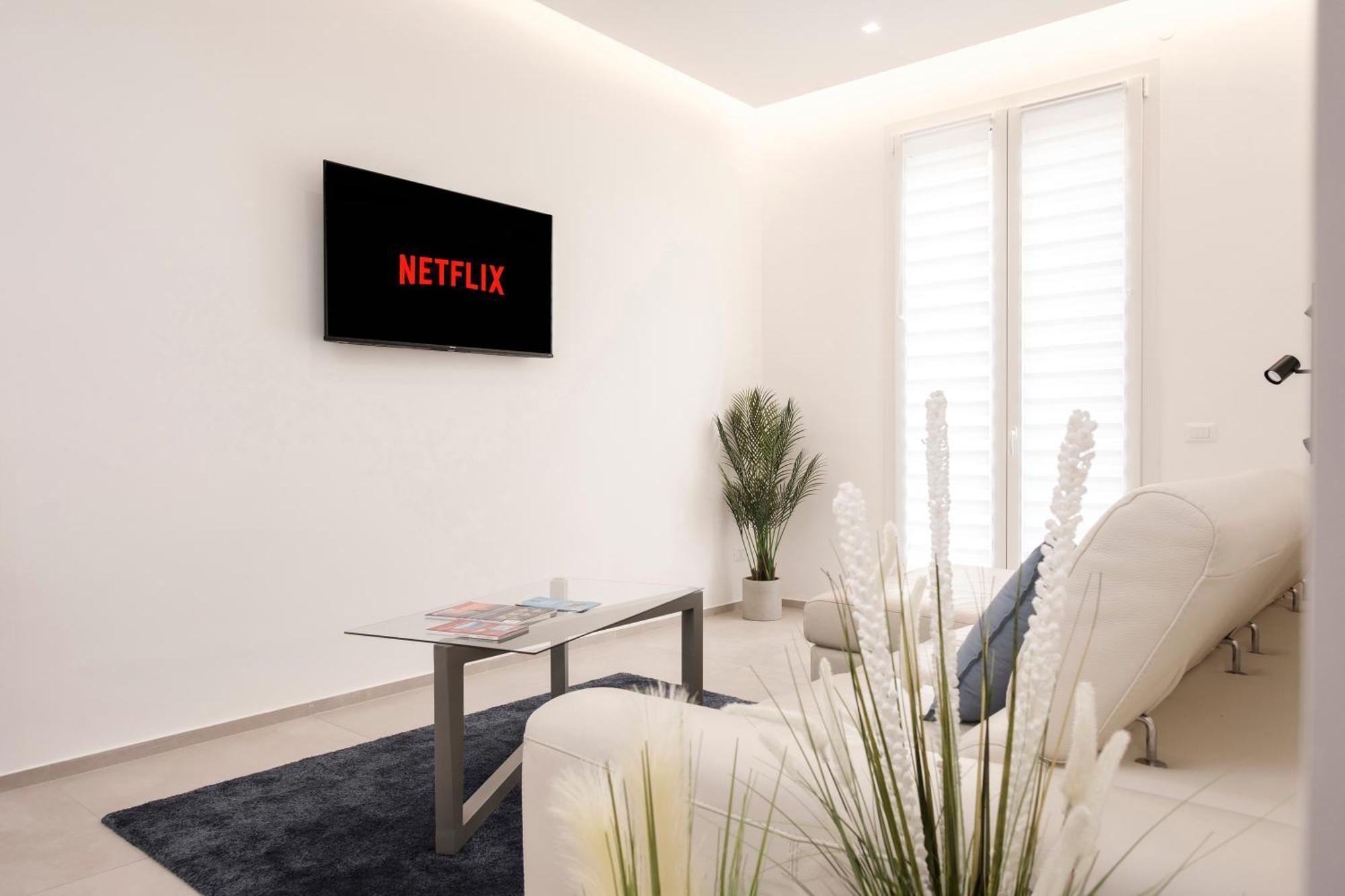 Pepoli Deluxe - Exclusive Apartment - Free Parking Trapani Luaran gambar