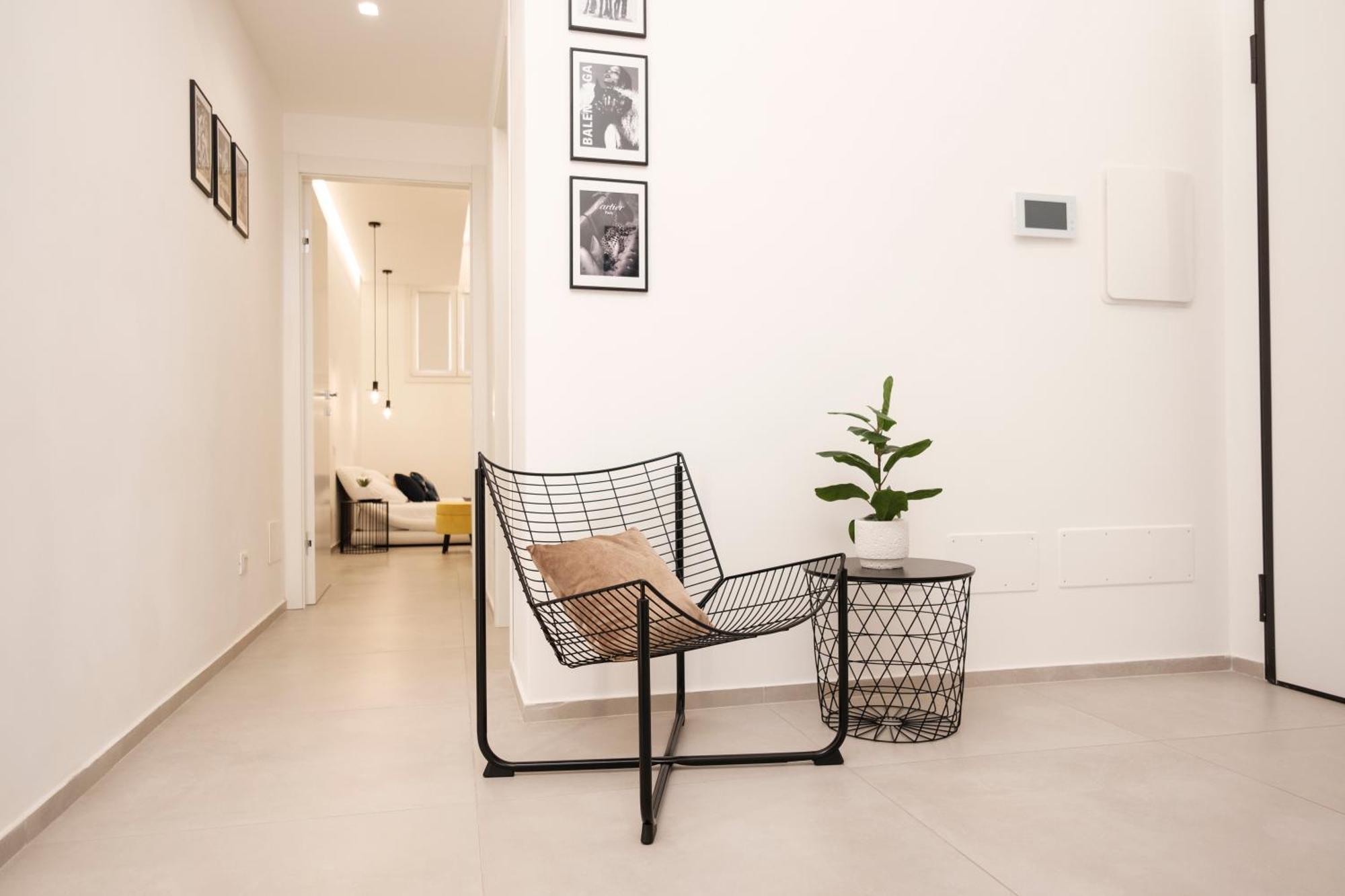 Pepoli Deluxe - Exclusive Apartment - Free Parking Trapani Luaran gambar